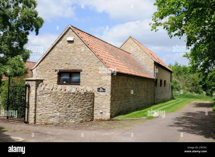 Group that often holds religious services in barns